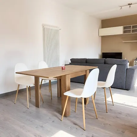 公寓 Il Campanile 奥梅尼亚